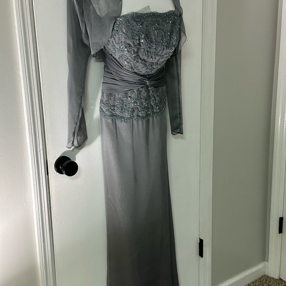 Jade by Jasmine, mother of the bride dress - Picture 3 of 11